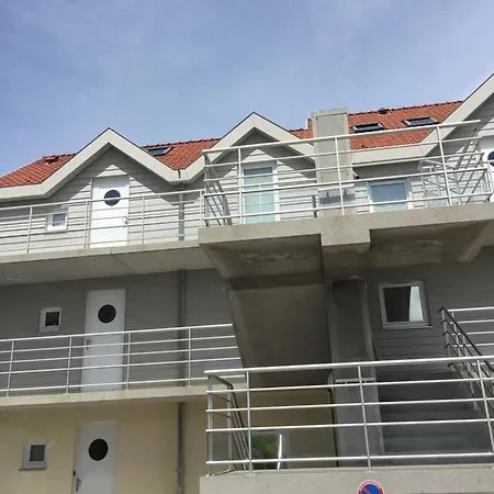 Apartament La Vue Sur Le Golf De Wimereux, Proche De La Plage Et Des Dunes : Le Calme Pour 6 Personnes *